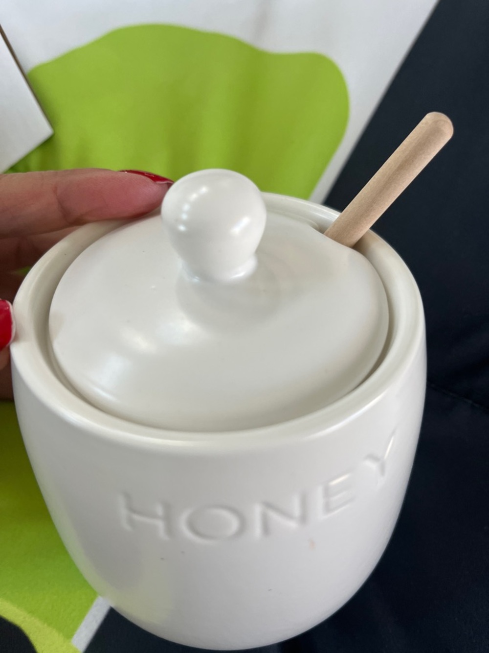 Ceramic Honey Pot with Dipper - White